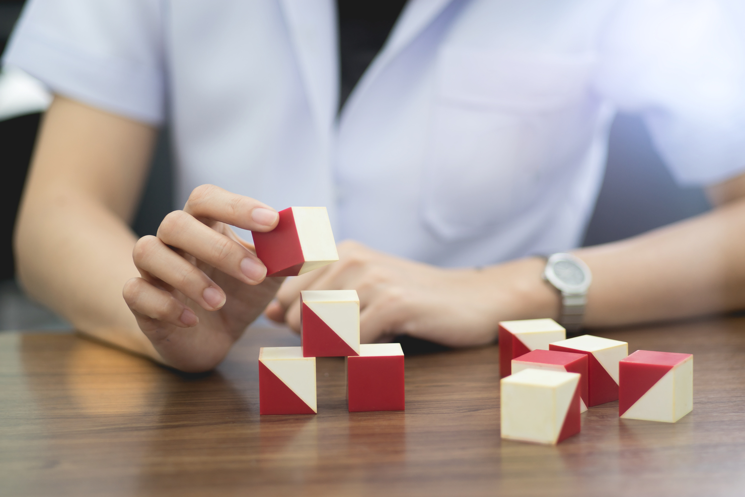 Early Warning Signs of MS and Treatments to Consider